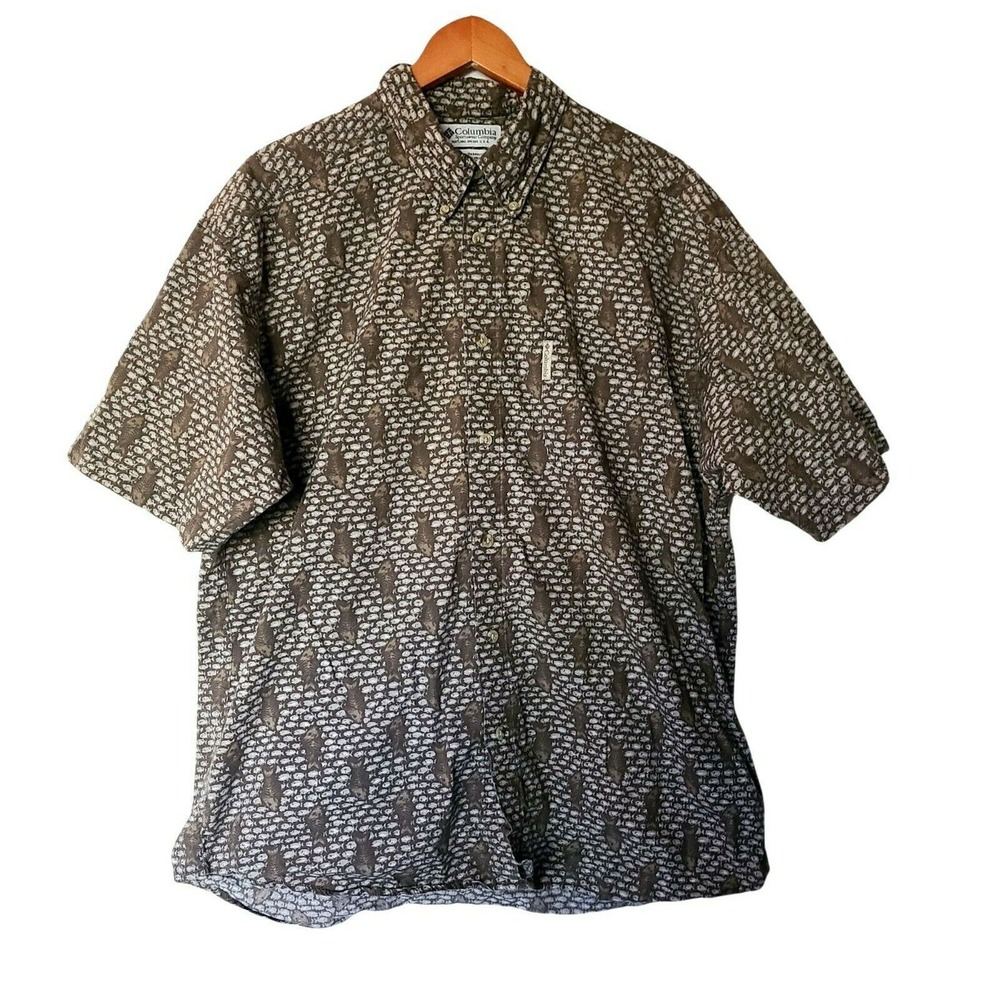 Columbia Shirt Fish Print Sz L Large Button Front Short Sleeve Casual Men